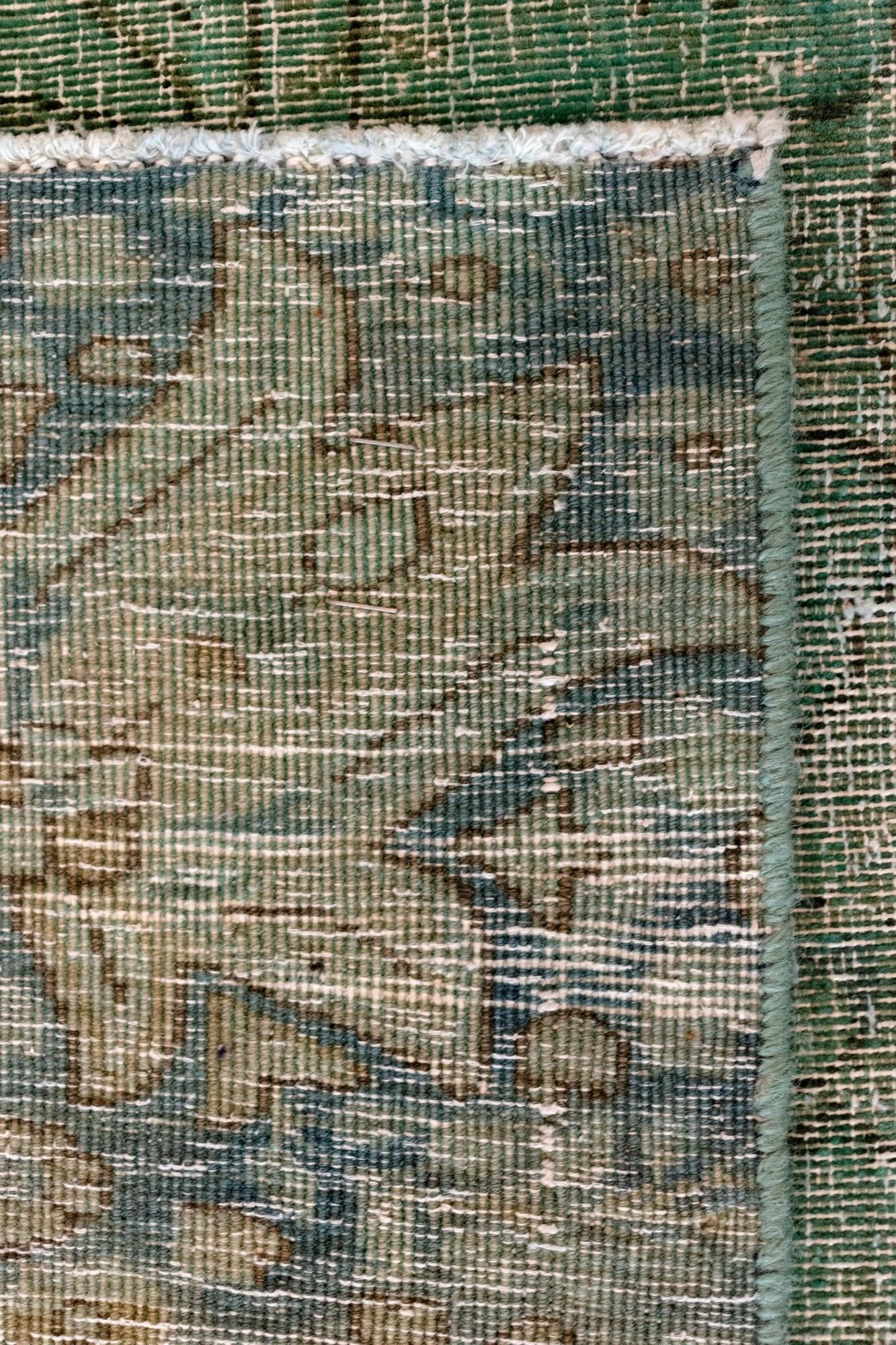 6' 11 x 11' 10 Vintage Royal Wool Rug