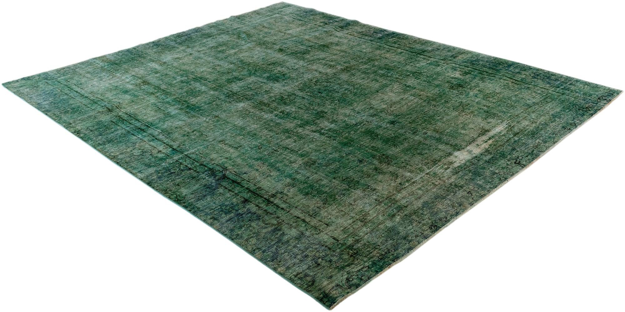 6' 11 x 11' 10 Vintage Royal Wool Rug