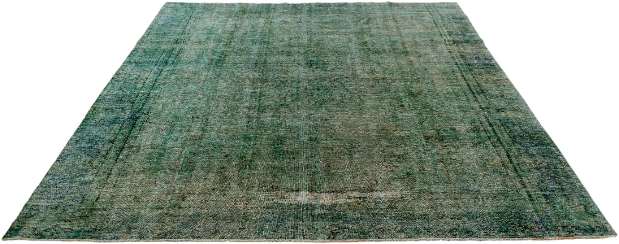 6' 11 x 11' 10 Vintage Royal Wool Rug