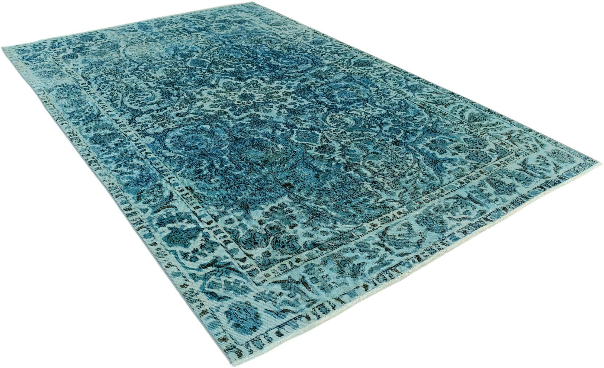 6' 8 x 9' 11 Vintage Royal Wool Rug