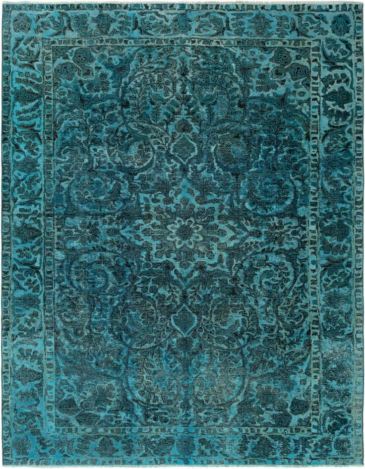 Detail image of 6' 8 x 9' 11 Vintage Royal Wool Rug