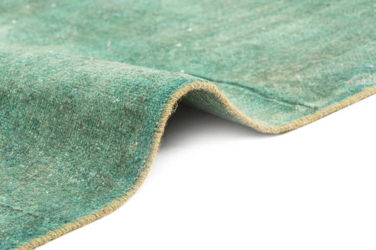 Detail image of 4' 3 x 7' 2 Vintage Royal Rug