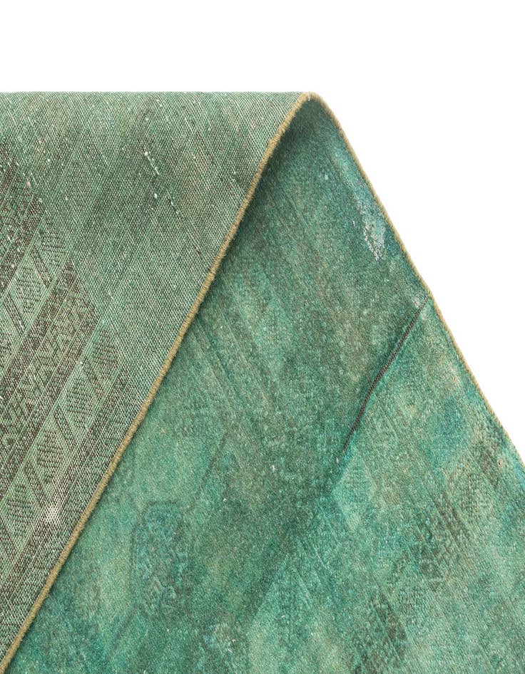 Detail image of 4' 3 x 7' 2 Vintage Royal Rug