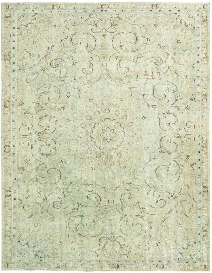 Detail image of 6' 9 x 10' Vintage Royal Rug