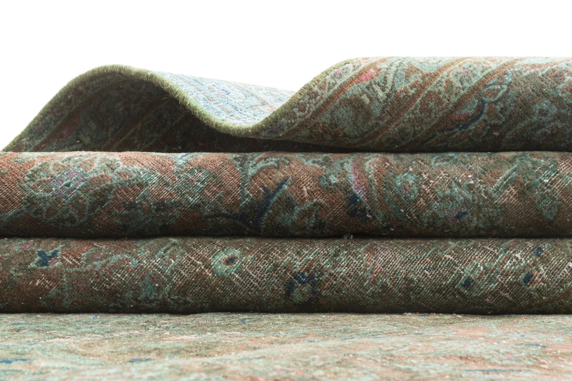 6' 5 x 10' 1 Vintage Royal Rug