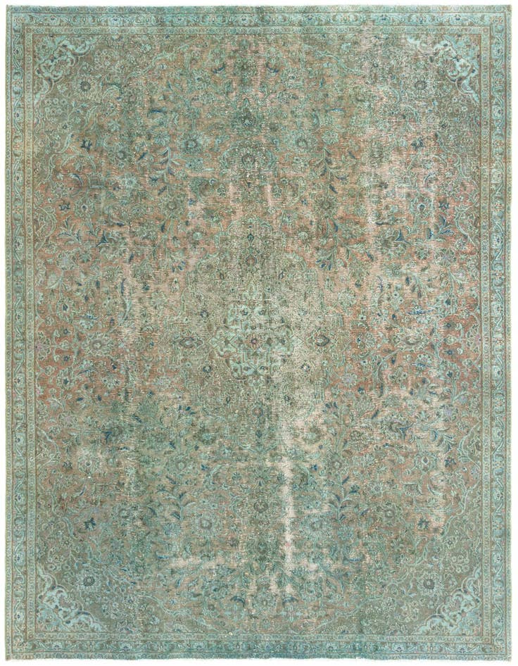 Detail image of 6' 5 x 10' 1 Vintage Royal Rug
