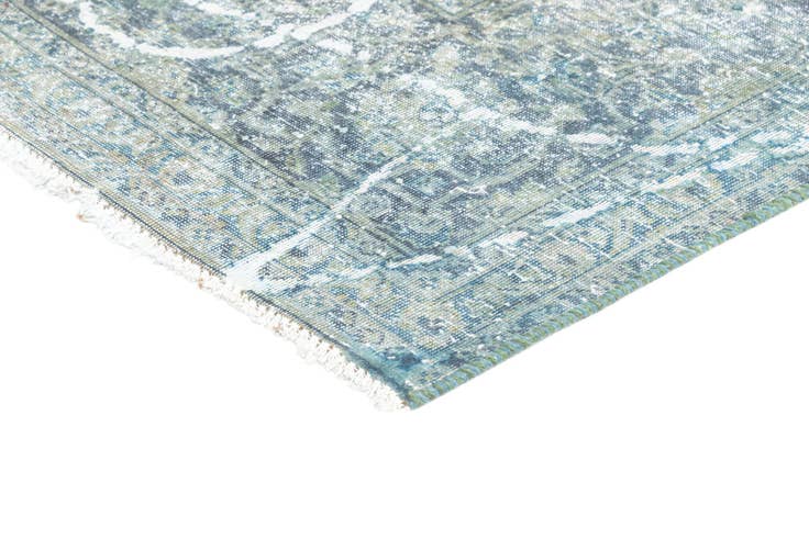 Detail image of 6' 1 x 6' 7 Vintage Royal Rug