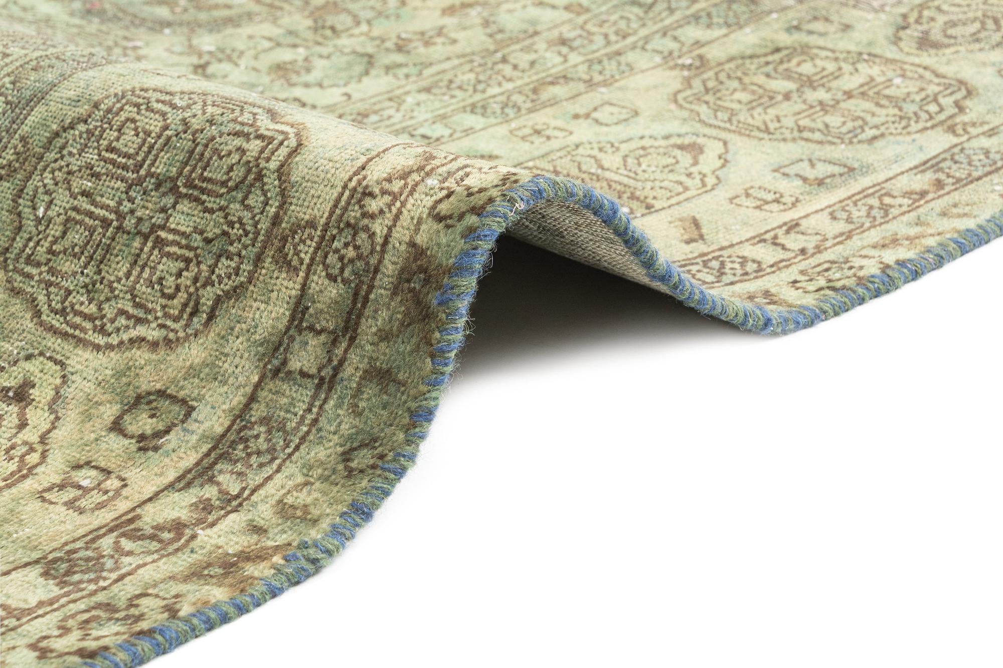 6' 4 x 9' 3 Vintage Royal Rug