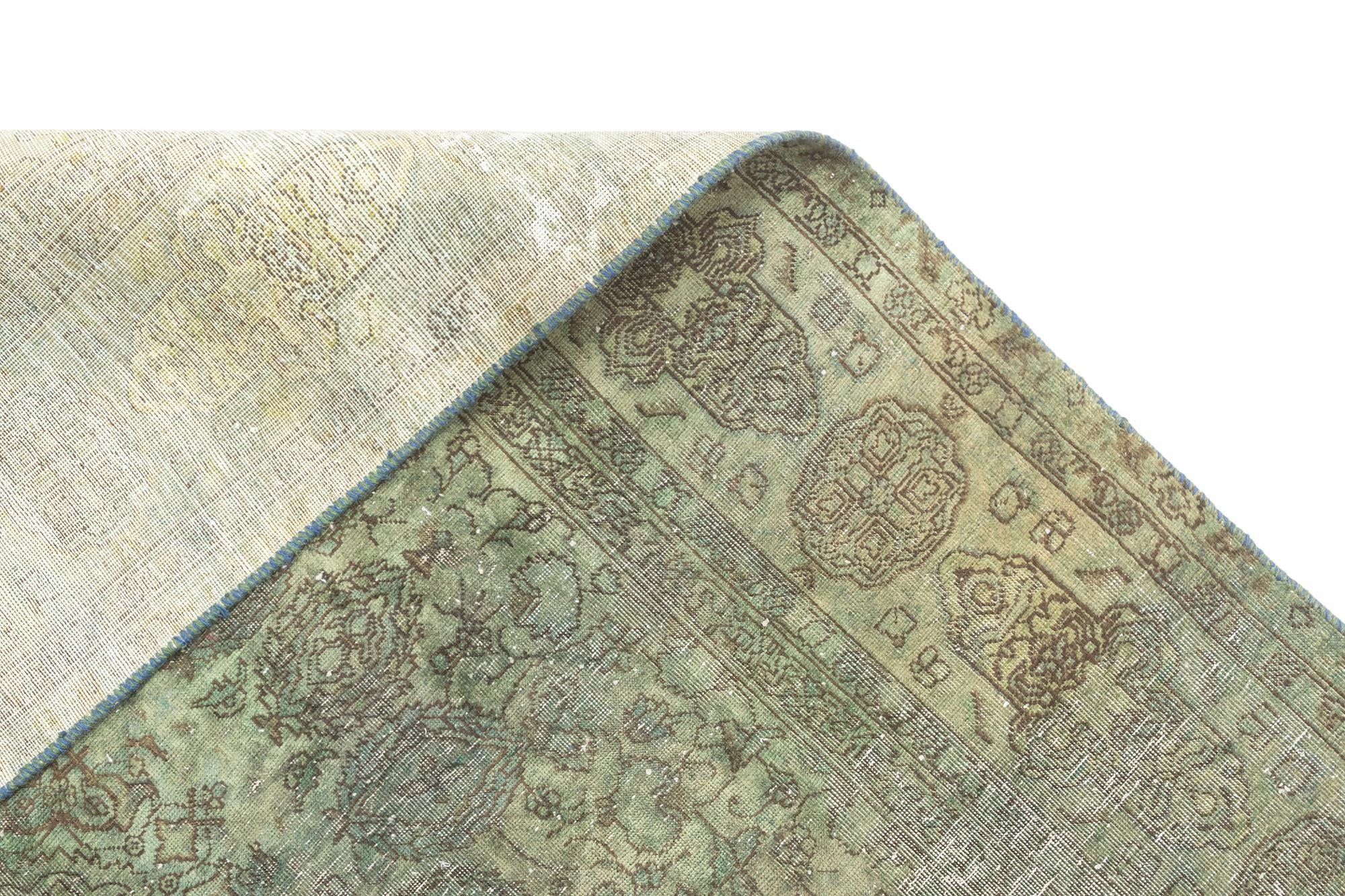 6' 4 x 9' 3 Vintage Royal Rug