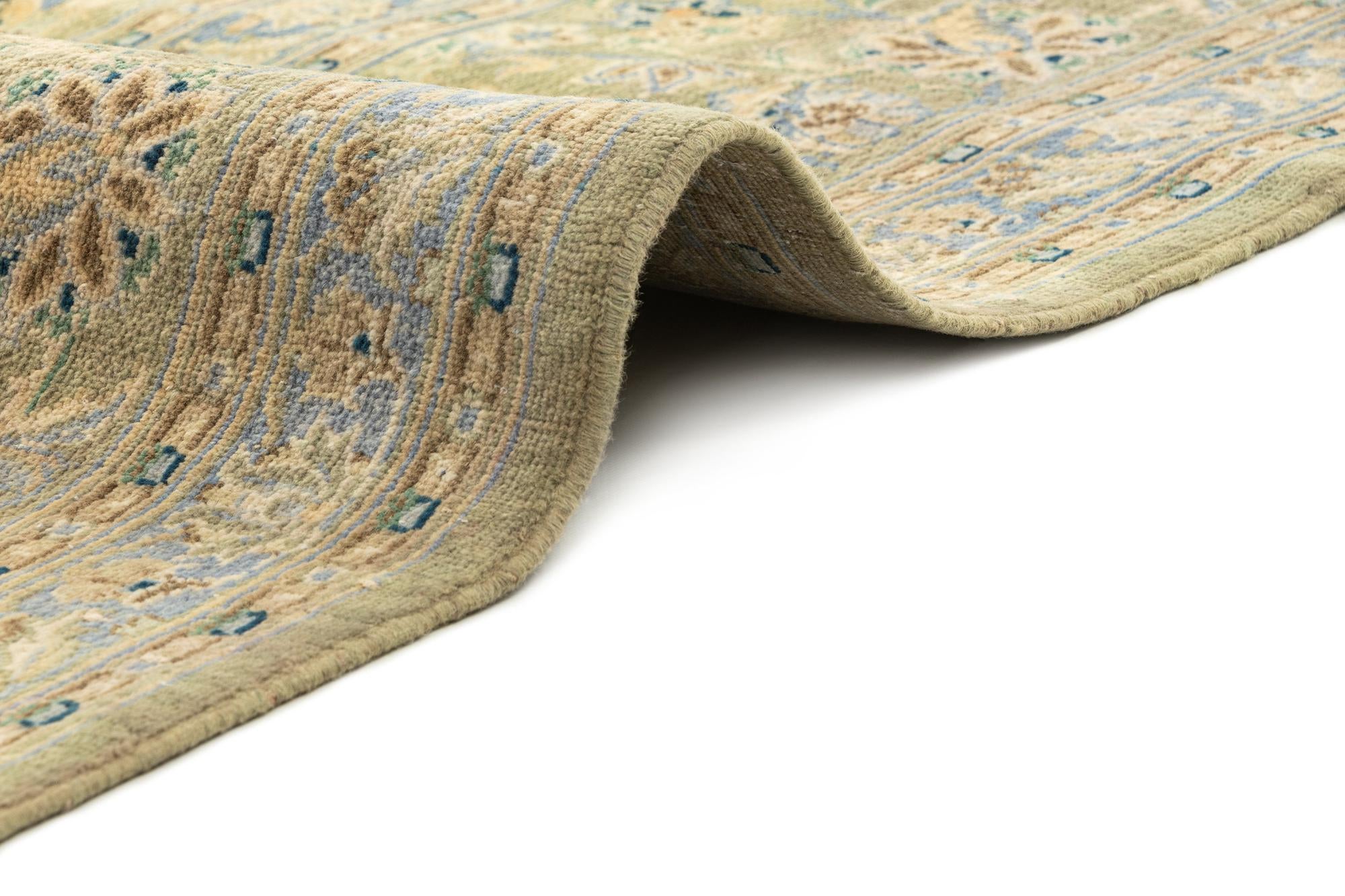 9' 2 x 13' Vintage Royal Rug