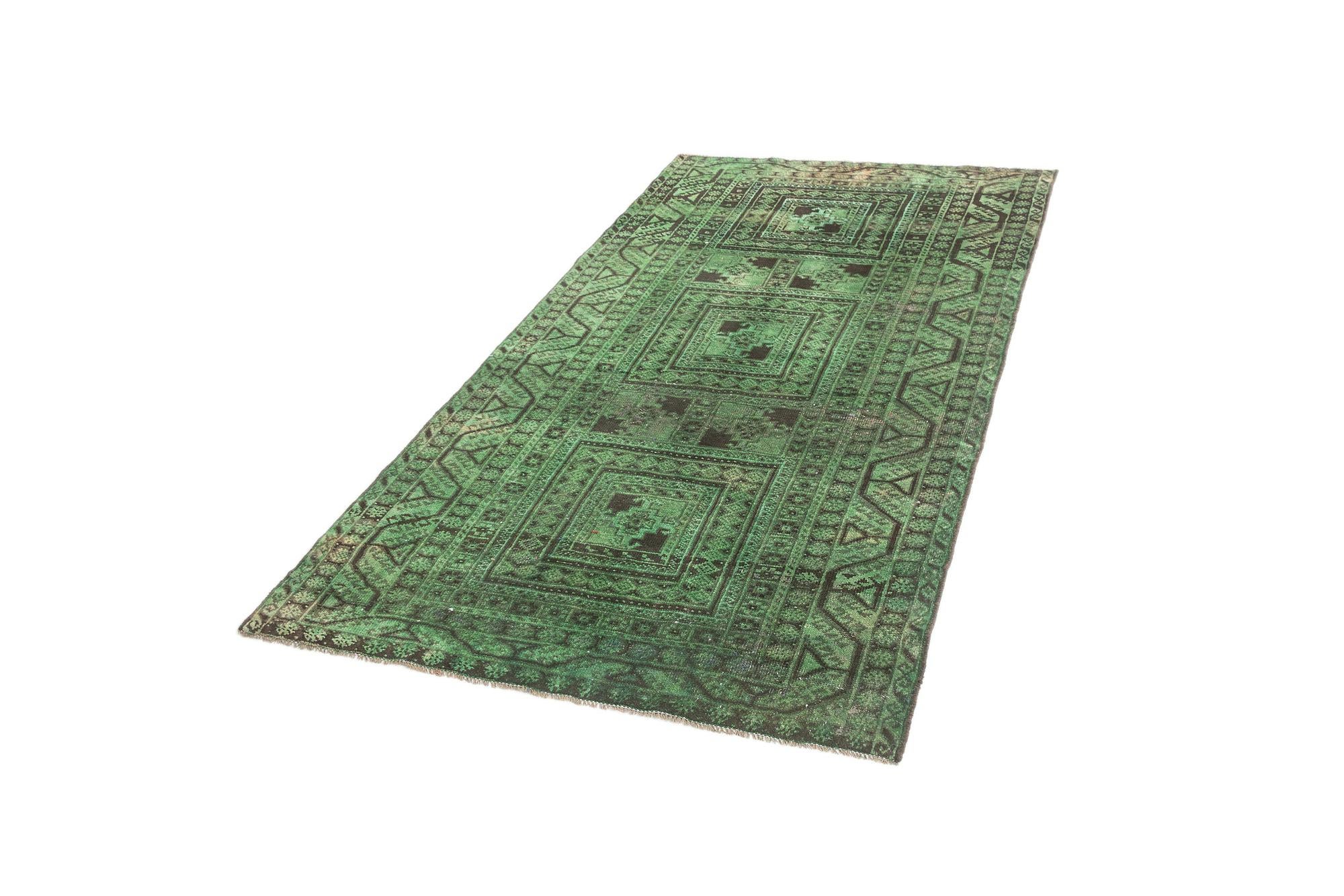 3' 11 x 6' 10 Vintage Rug