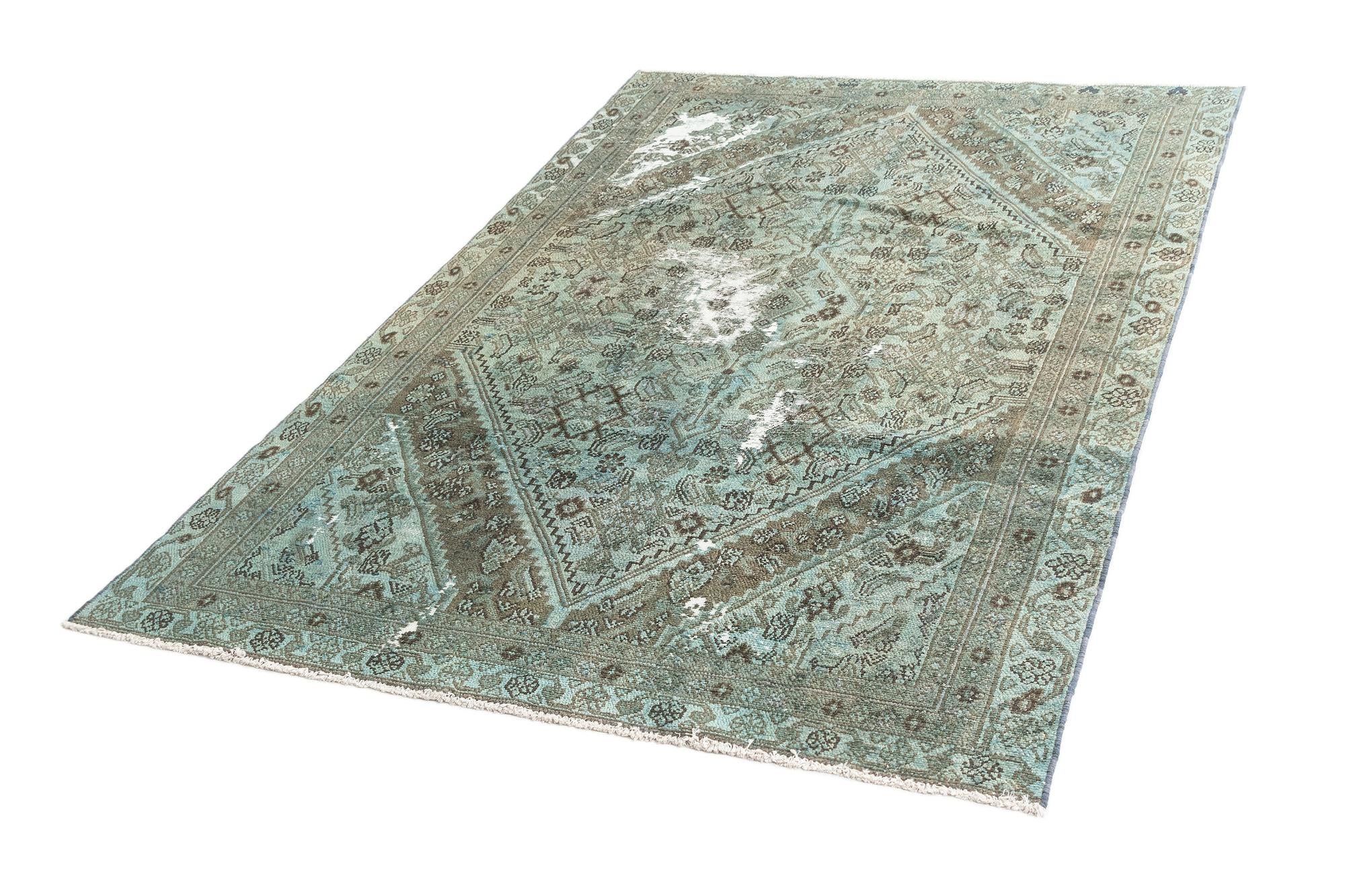 5' 9 x 9' 3 Vintage Rug