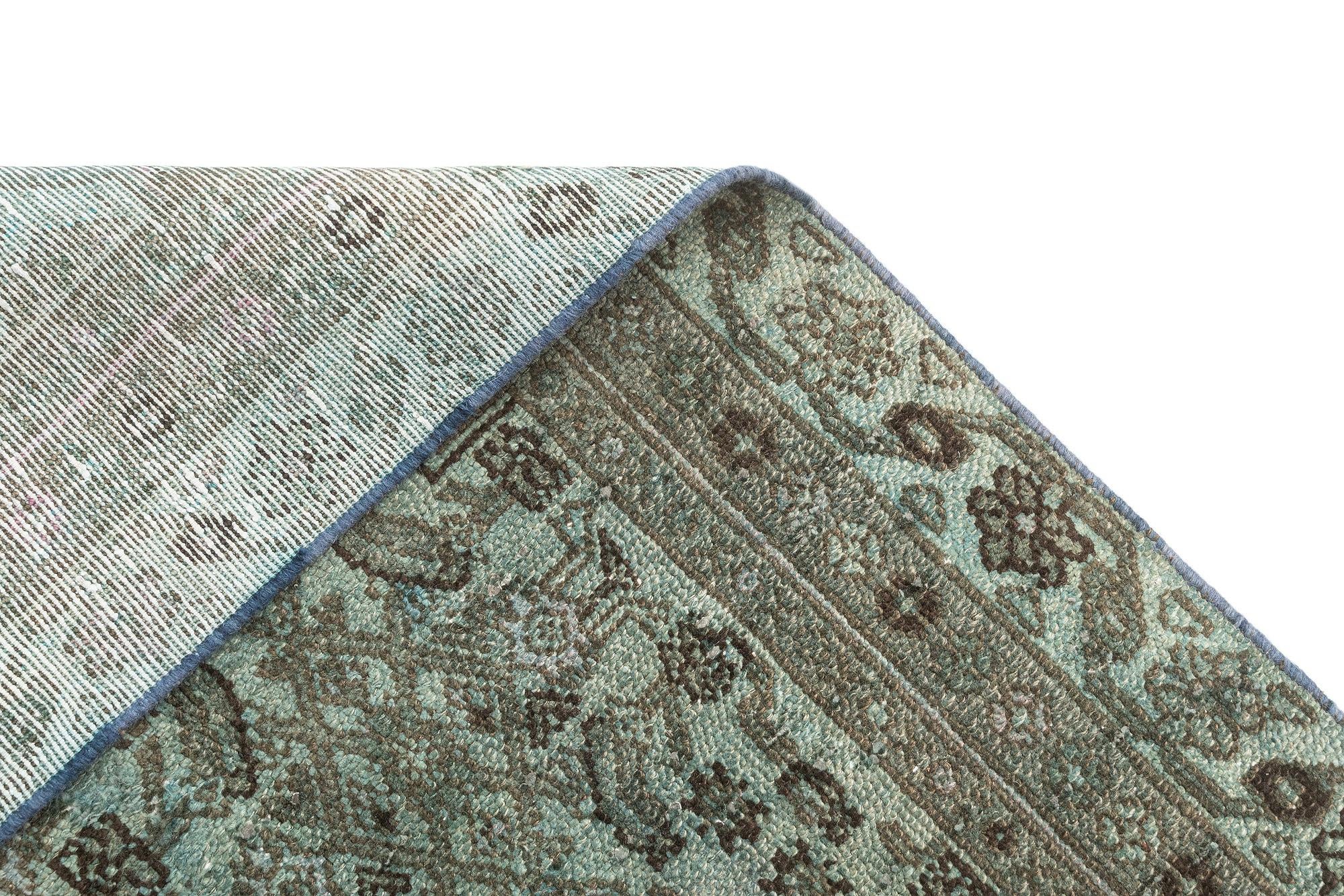 5' 9 x 9' 3 Vintage Rug