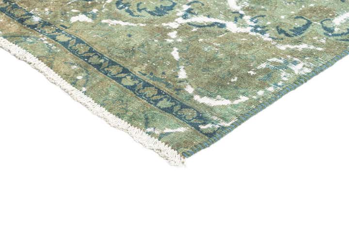 5' 3 x 9' 11 Vintage Rug