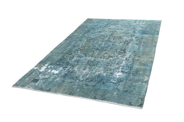 Detail image of 6' 2 x 9' 3 Vintage Rug