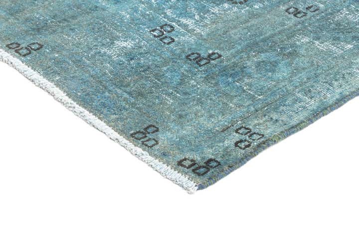 6' 2 x 9' 3 Vintage Rug