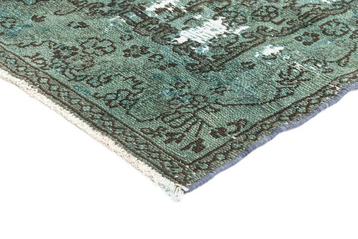 Detail image of 5' x 8' 2 Vintage Rug