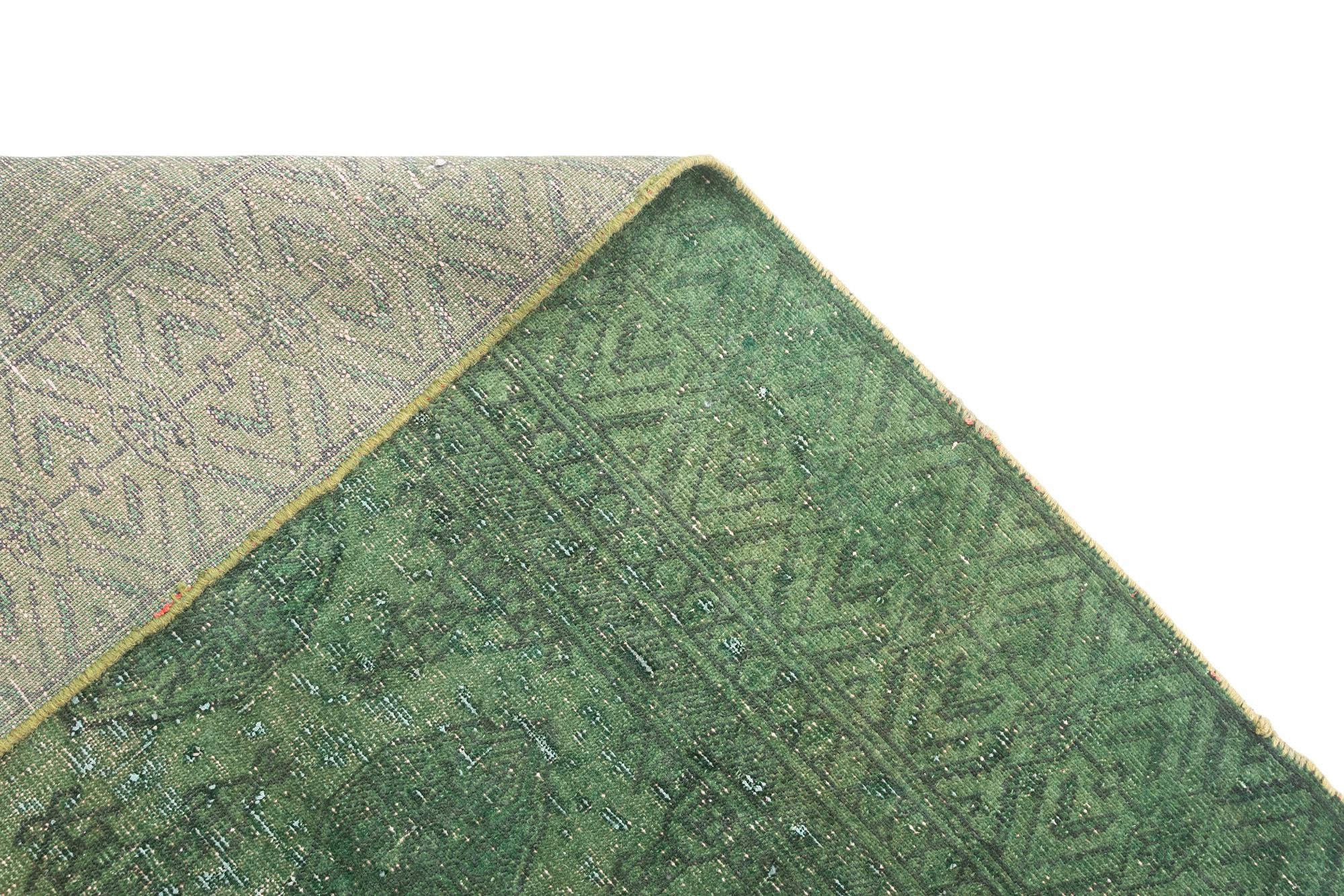 5' 8 x 8' 6 Vintage Rug