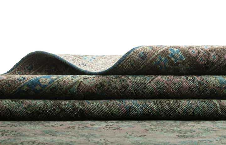 7' 5 x 9' 9 Vintage Rug