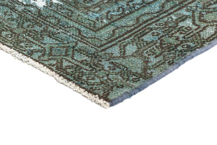 Detail image of 5' 9 x 9' 3 Vintage Rug