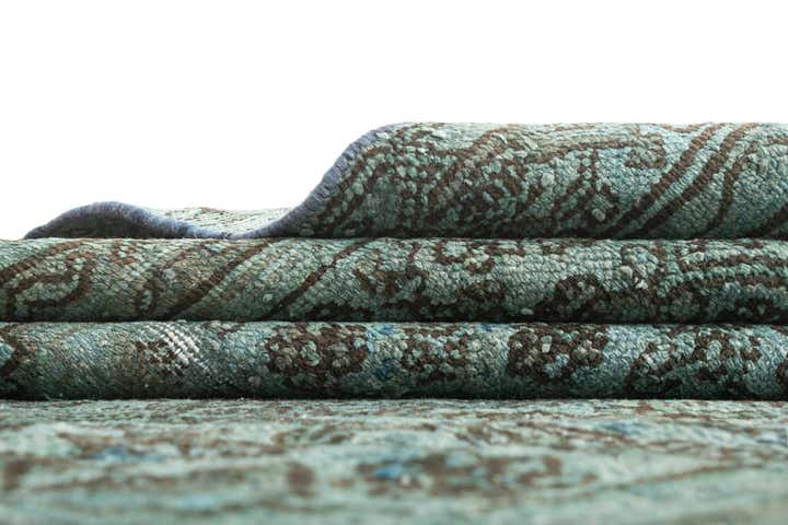 5' 9 x 9' 3 Vintage Rug