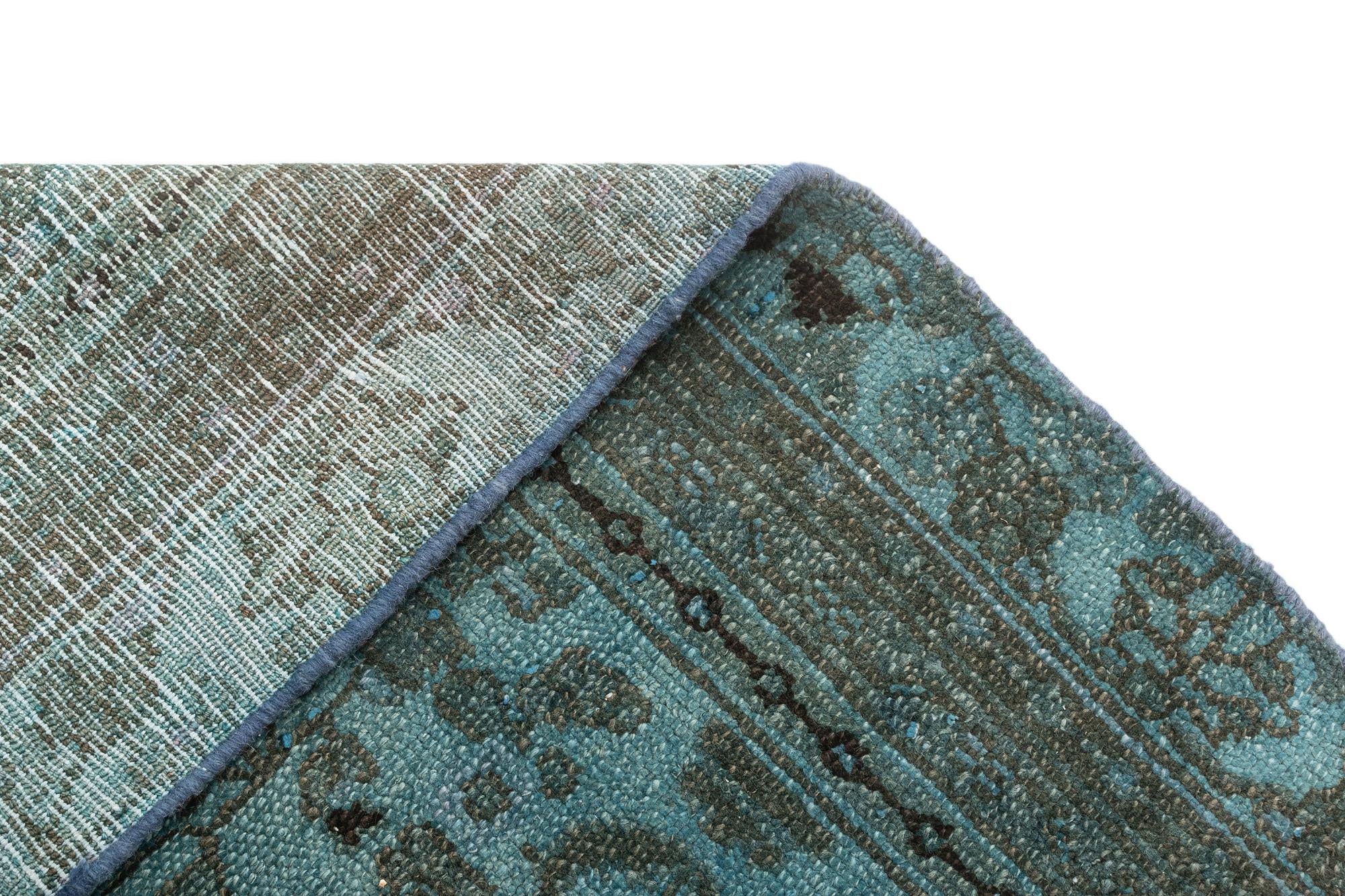 6' 5 x 9' Vintage Rug