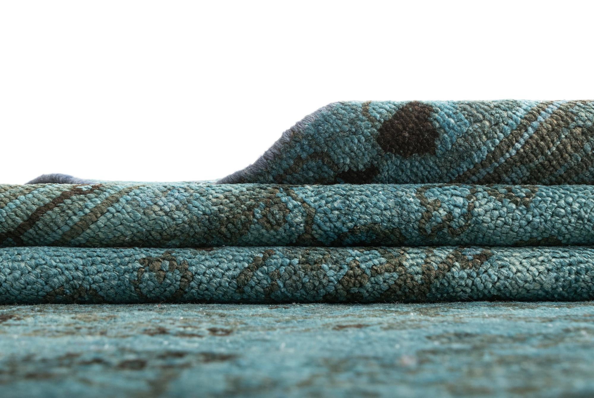 6' 5 x 9' Vintage Rug
