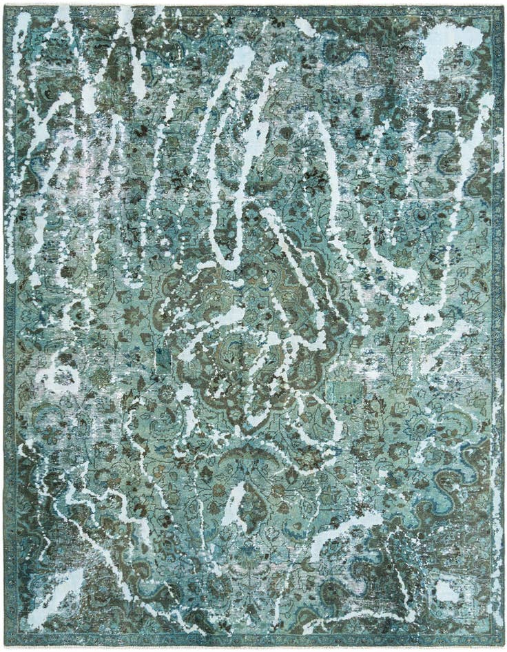 Detail image of 6' 11 x 9' 9 Vintage Rug