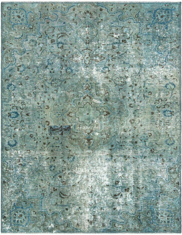 Detail image of 6' 5 x 9' 3 Vintage Rug