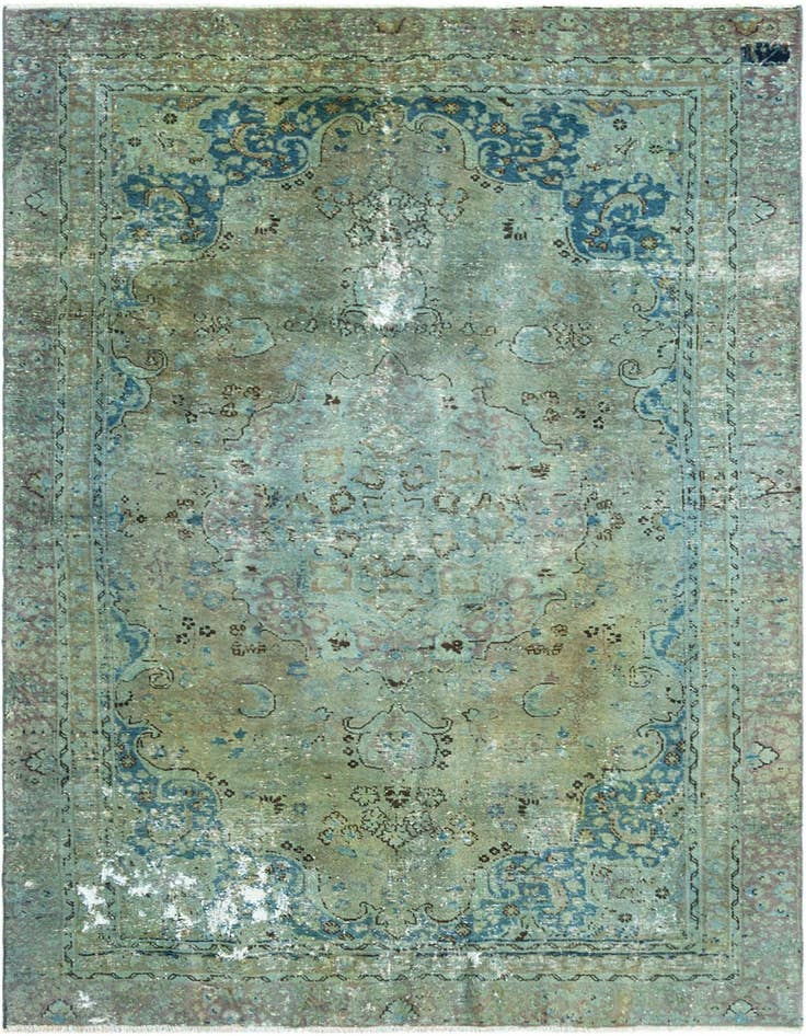 Detail image of 5' 7 x 8' 10 Vintage Rug