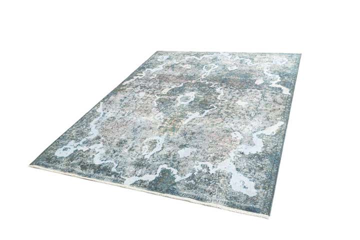 6' 9 x 8' 5 Vintage Rug