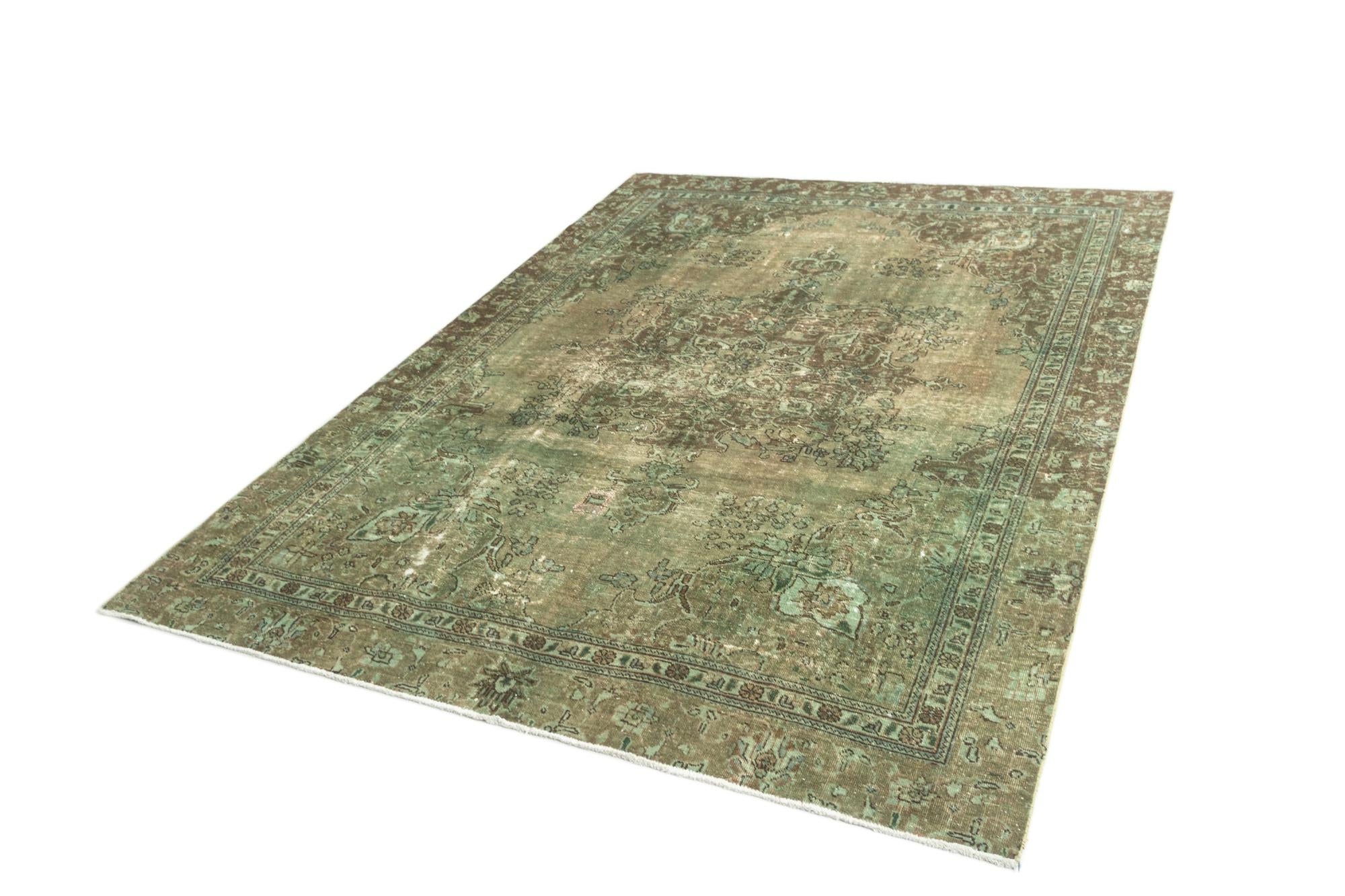 7' 3 x 10' 4 Vintage Rug