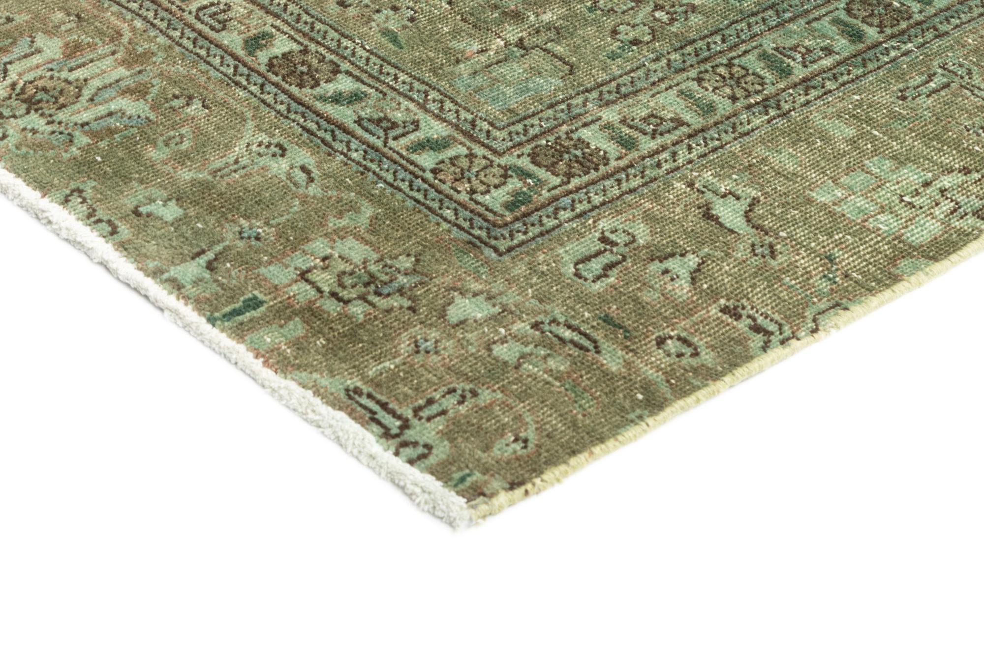 7' 3 x 10' 4 Vintage Rug