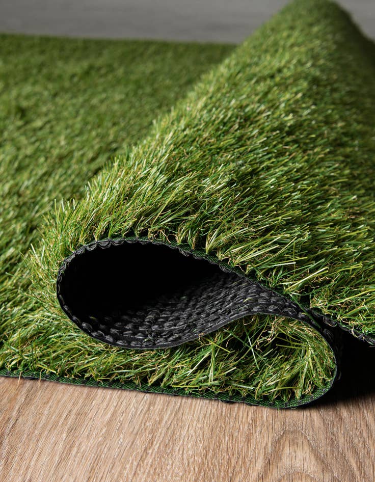 Detail image of 7' 10 x 10'  Washable Vista Breeze Indoor / Outdoor Rug