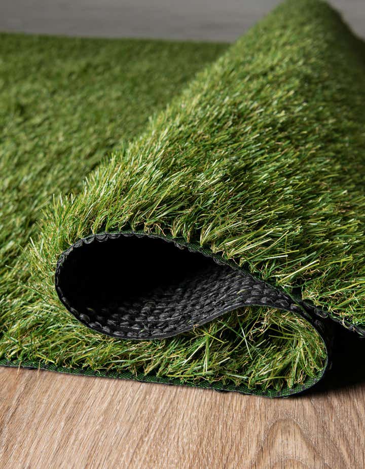 7' 10 x 10' Easy-Clean Vista Breeze Indoor / Outdoor Rug