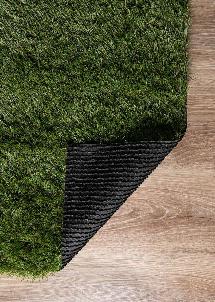 7' 10 x 10' Easy-Clean Vista Breeze Indoor / Outdoor Rug