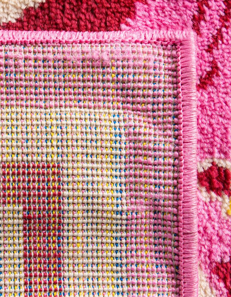 Detail image of 8' 2 x 11' 6 Yasmin Rug