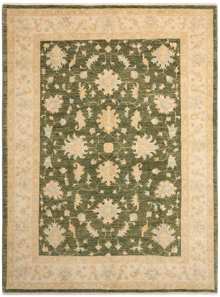 Detail image of 5' 10 x 7' 9 Ziegler Wool Rug