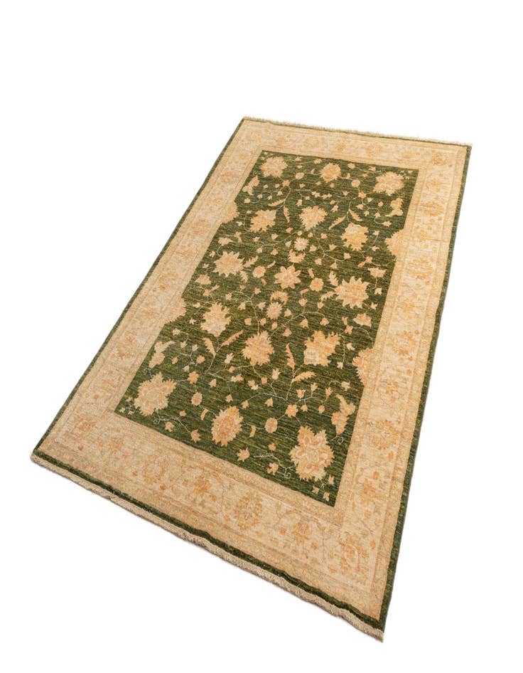 Detail image of 5' 7 x 7' 7 Ziegler Wool Rug