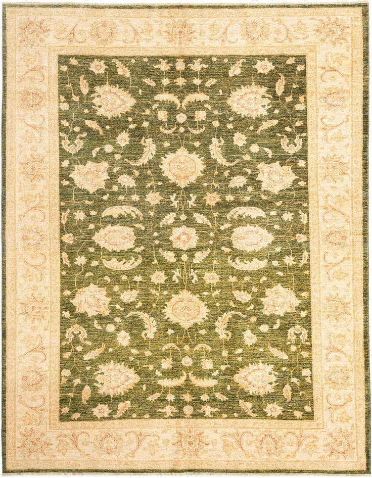 Detail image of 6' 8 x 9' 5 Ziegler Wool Rug
