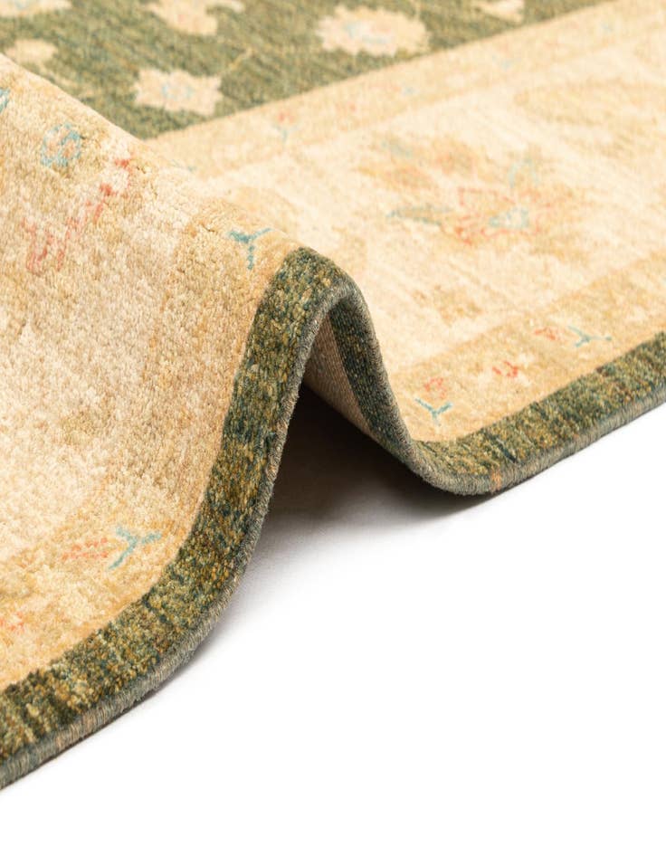 Detail image of 6' 9 x 9' 11 Ziegler Wool Rug