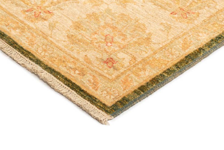 Detail image of 6' 9 x 9' 11 Ziegler Wool Rug