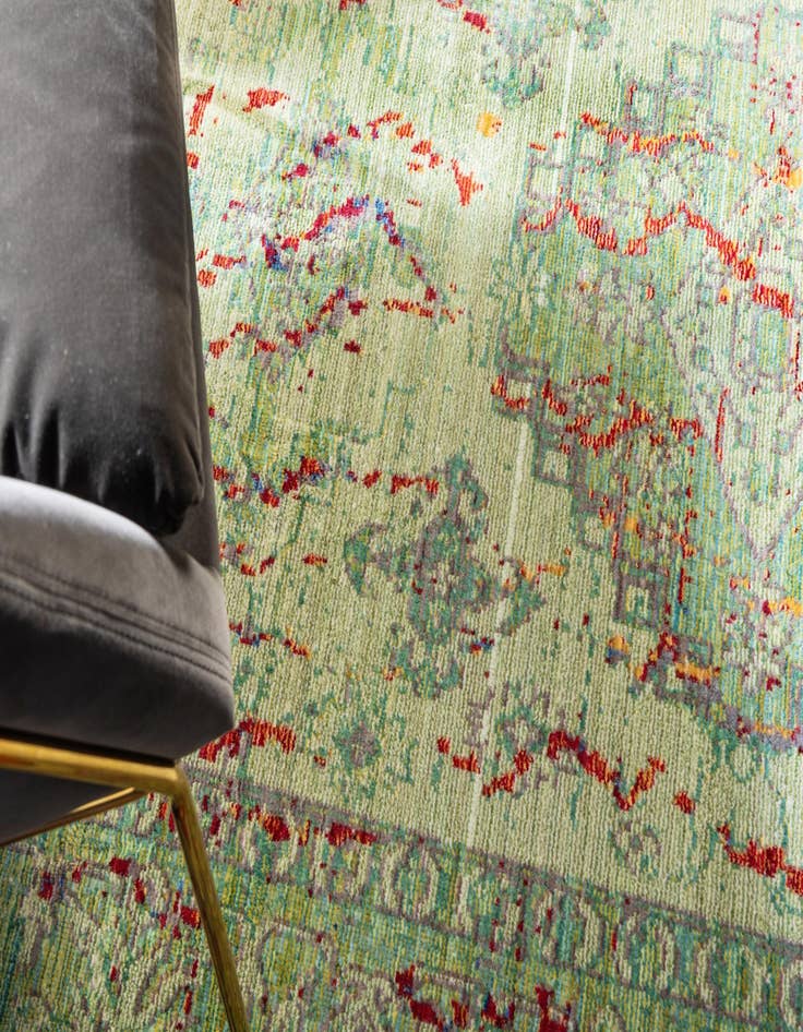 Detail image of 6' x 6' Alexis Round Rug