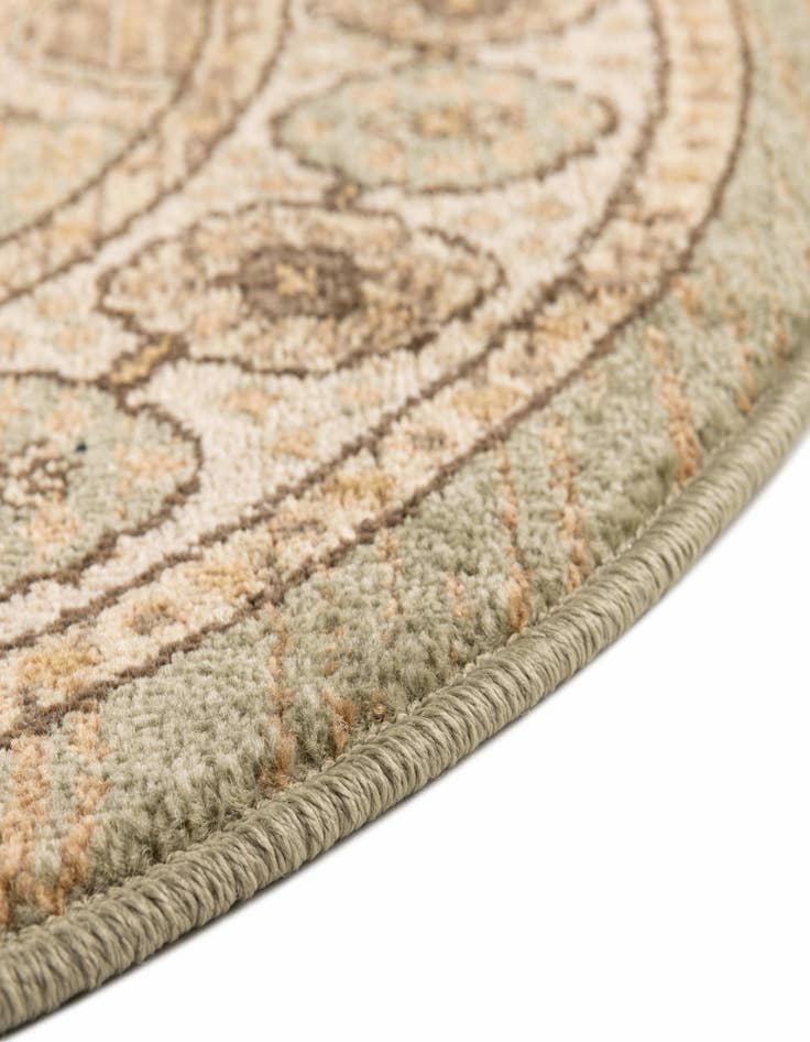 Detail image of 3' 3 x 3' 3 Amina Round Rug
