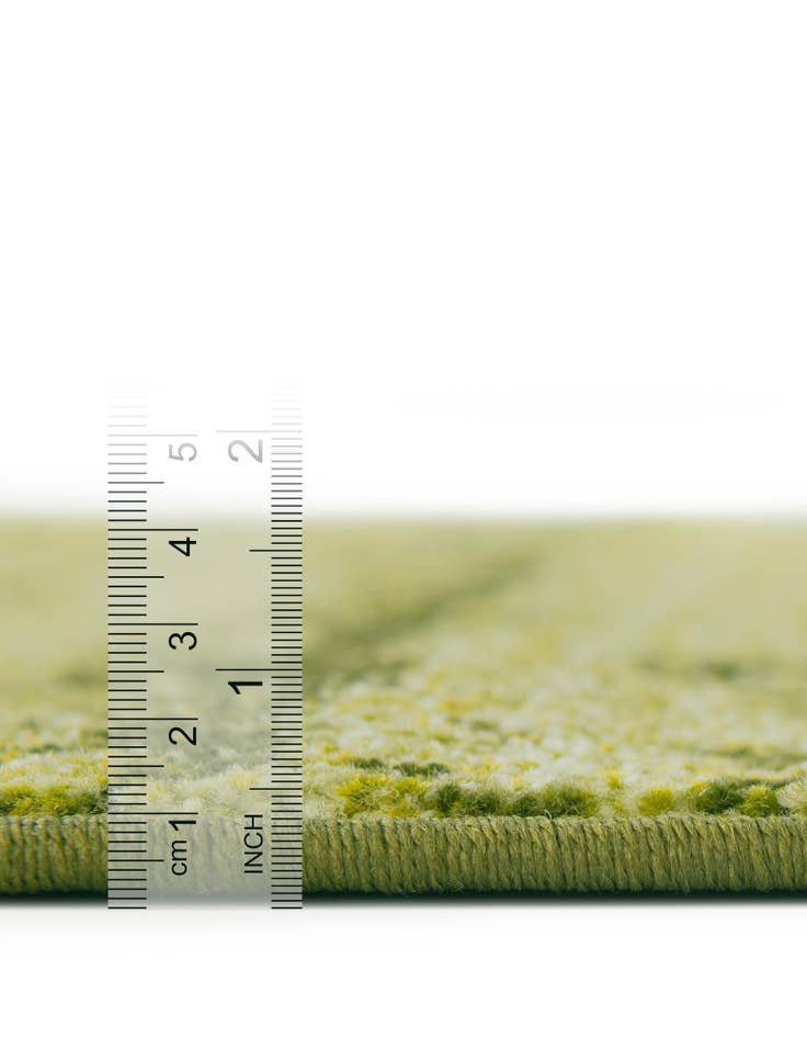 Detail image of 7' 10 x 7' 10 Angelica Round Rug