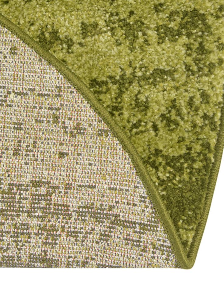 Detail image of 7' 10 x 7' 10 Angelica Round Rug