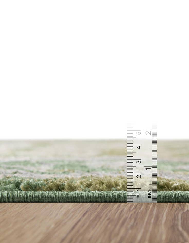 Detail image of 7' 10 x 7' 10 Aurelia Round Rug