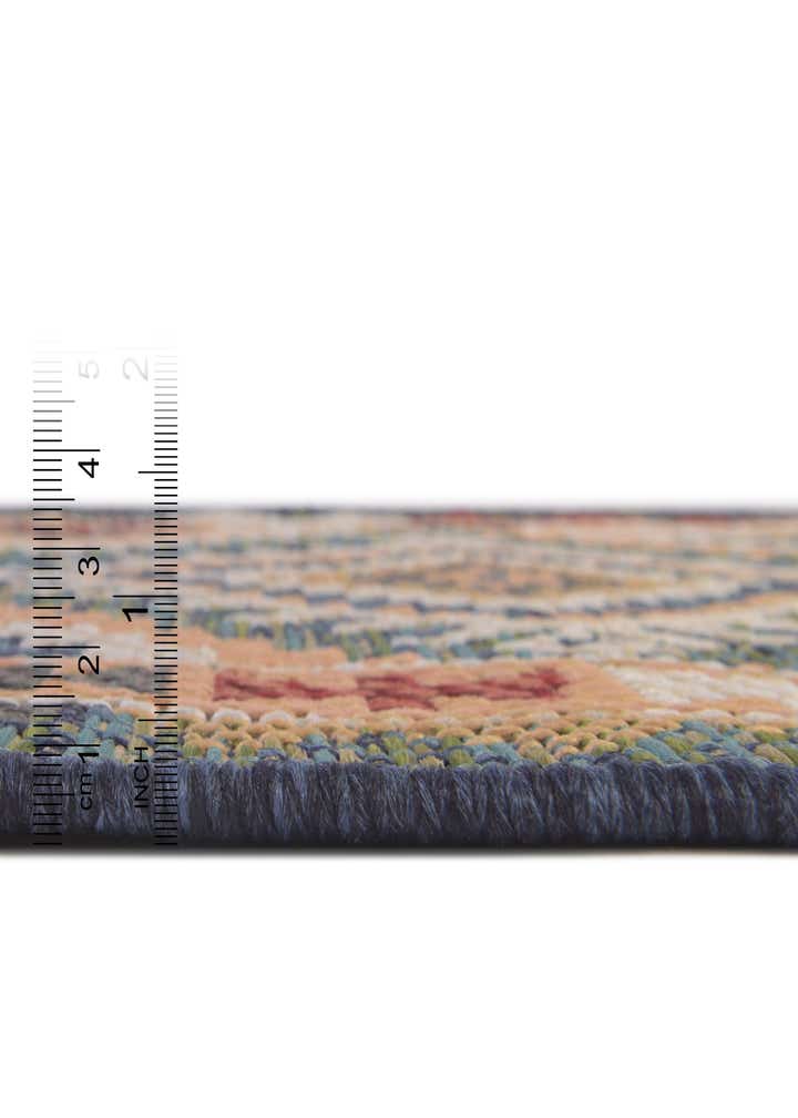 7' 10 x 7' 10 Easy-Clean Baja Indoor / Outdoor Round Rug
