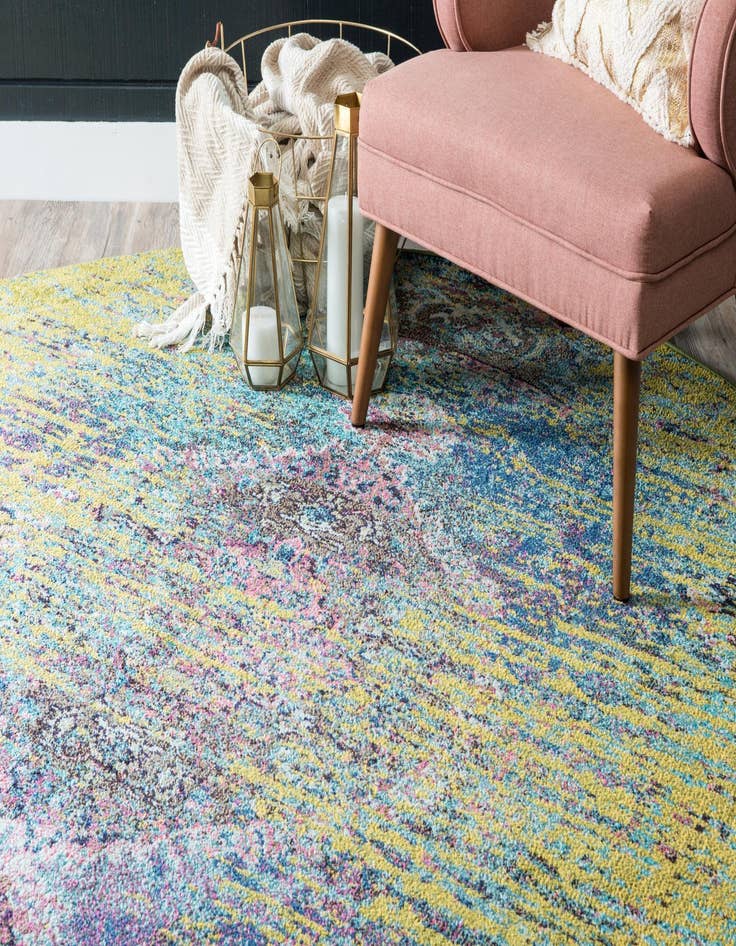 Detail image of 4' x 4' Washable Carnevale Round Rug