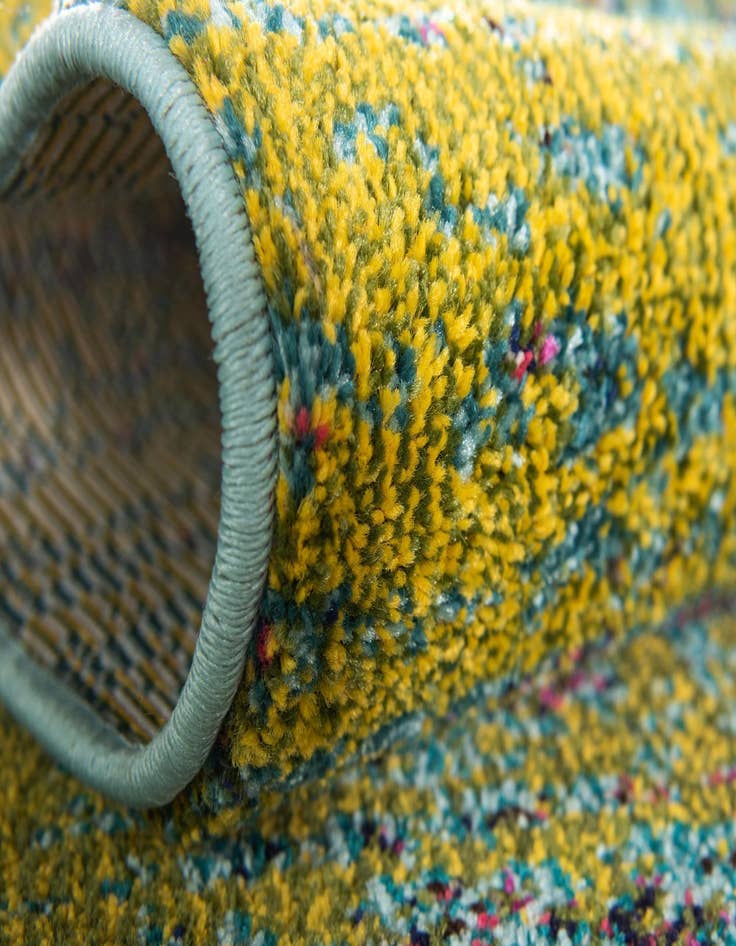 Detail image of 4' x 4' Washable Carnevale Round Rug